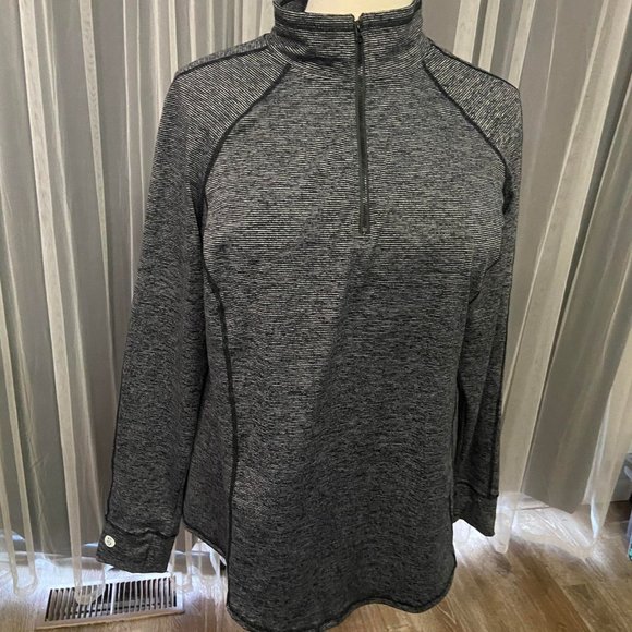 Torrid Super Soft Performance Jersey Half Zip Active Pullover Size 4 - Picture 6 of 8
